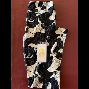 Disney Villians 2018 Lularoe OS Leggings